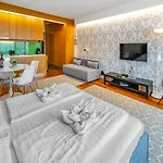 Bl Apartman By Hellobalatonlelle *