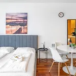 Apartment Bl Apartman By Hellobalatonlelle
