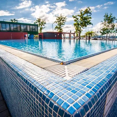 Bl Apartman By Hellobalatonlelle Appartamento *