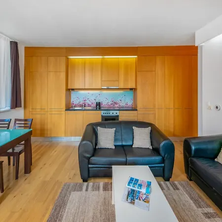 Bl Apartman By Hellobalatonlelle *