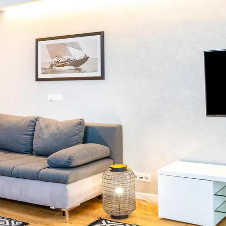 Bl Apartman By Hellobalatonlelle * Balatonlelle