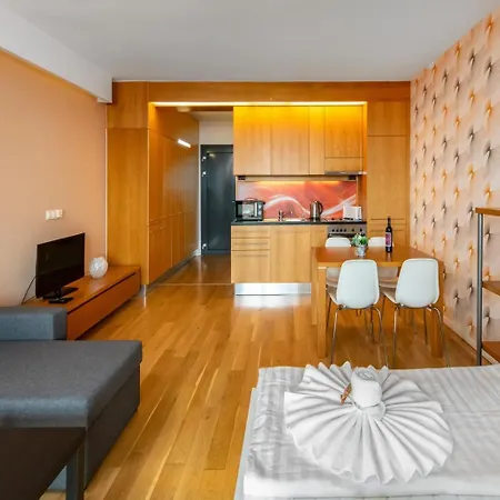 Bl Apartman By Hellobalatonlelle Balatonlelle