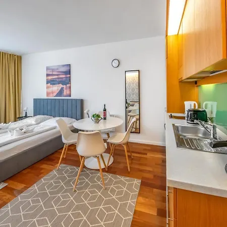 Appartamento Bl Apartman By Hellobalatonlelle Balatonlelle