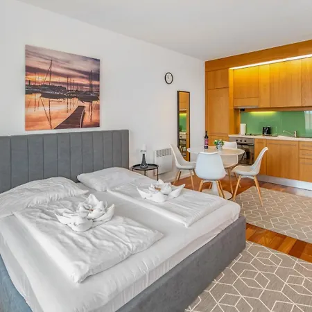 Appartamento Bl Apartman By Hellobalatonlelle Balatonlelle