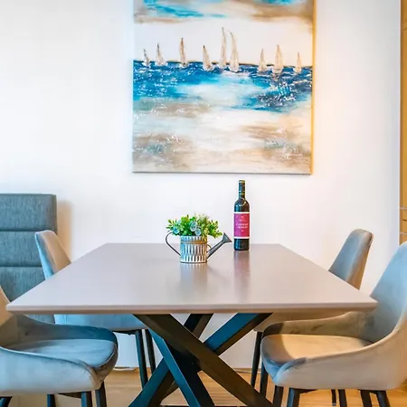 Bl Apartman By Hellobalatonlelle Apartment *