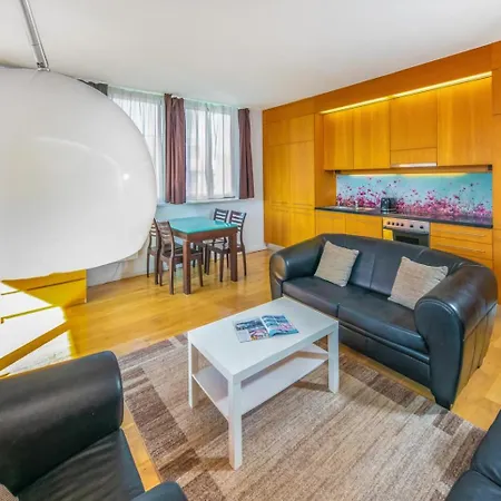 Appartamento Bl Apartman By Hellobalatonlelle Balatonlelle