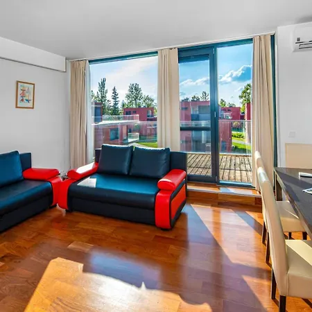 Apartment Bl Apartman By Hellobalatonlelle *