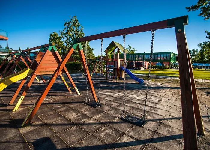 Apartament Bl Apartman By Hellobalatonlelle