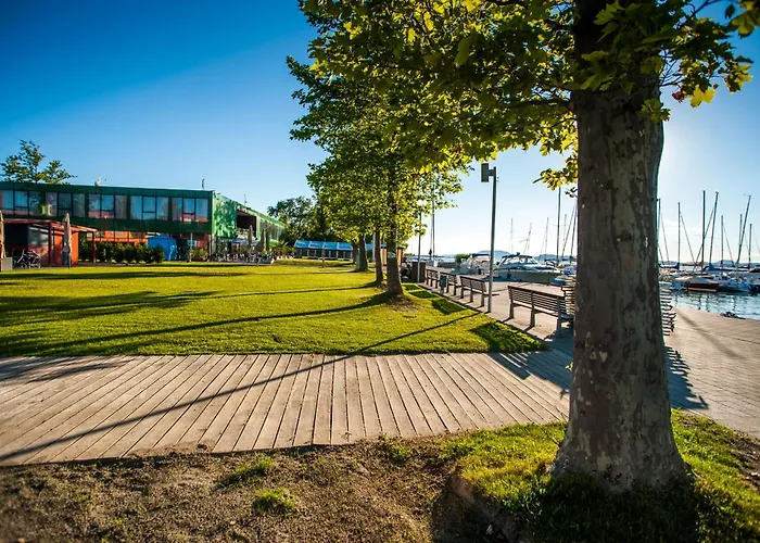 Bl Apartman By Hellobalatonlelle