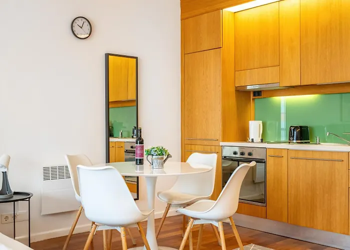 Apartament Bl Apartman By Hellobalatonlelle *