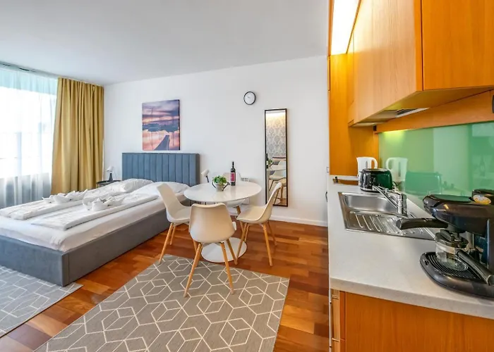 Apartament Bl Apartman By Hellobalatonlelle Balatonlelle