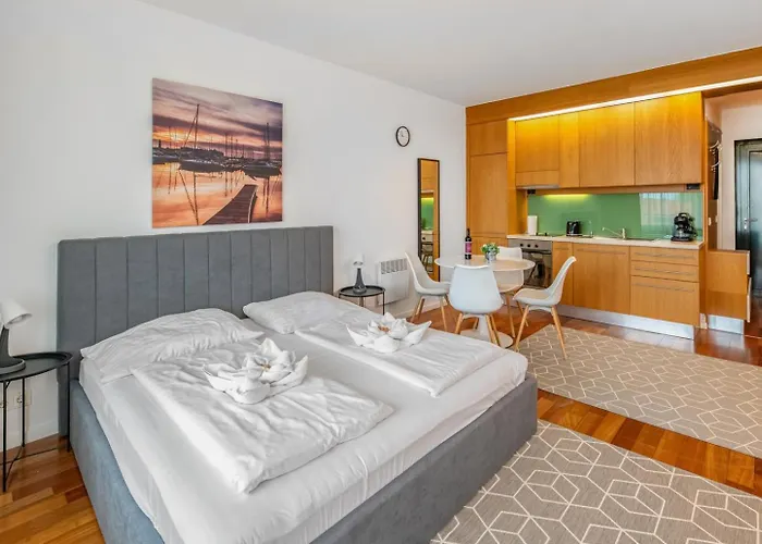 Apartament Bl Apartman By Hellobalatonlelle Balatonlelle