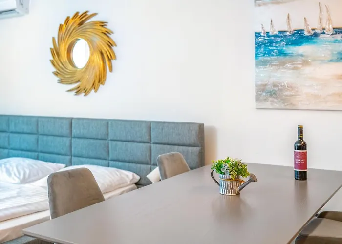 Bl Apartman By Hellobalatonlelle