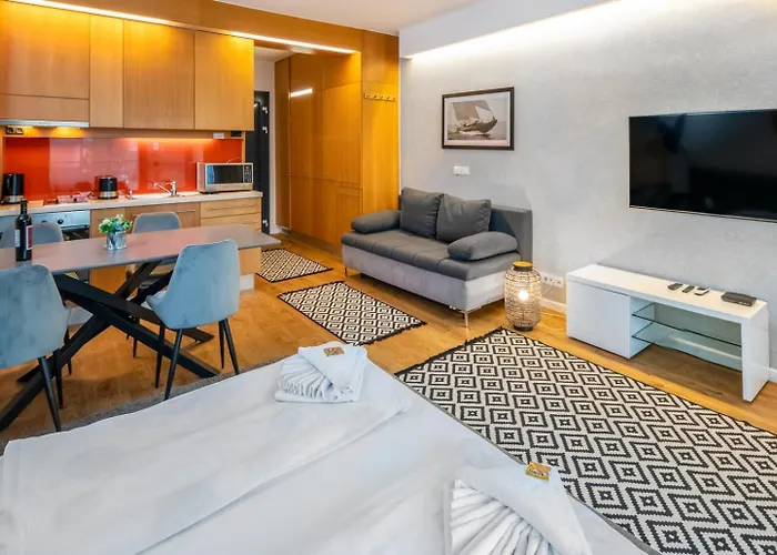 Bl Apartman By Hellobalatonlelle Apartament Balatonlelle