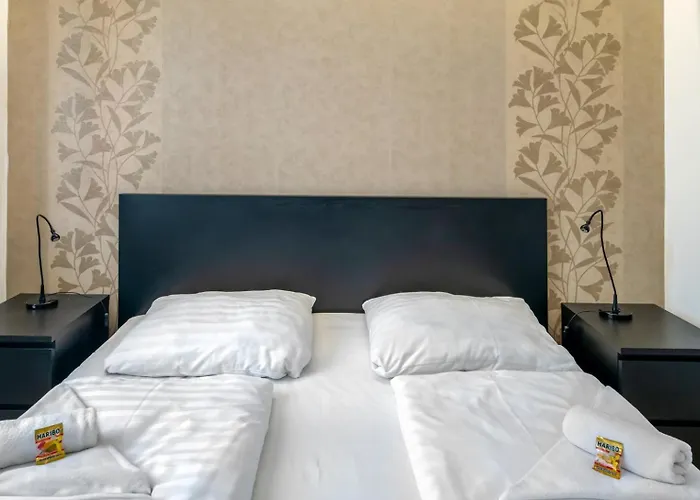 Bl Apartman By Hellobalatonlelle Apartament